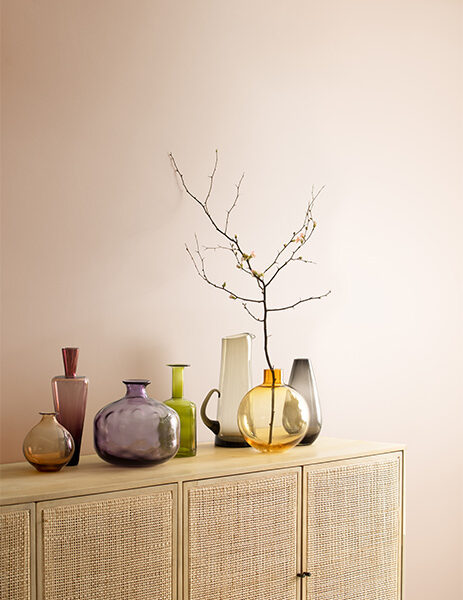glass-vases-pink-room-modal_650